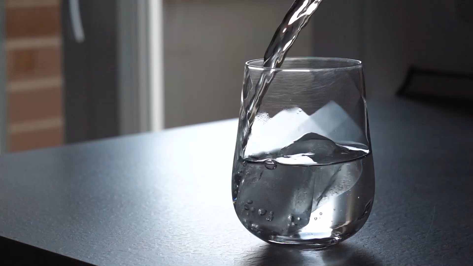 Transformer l'humidité de l'air en eau potable
